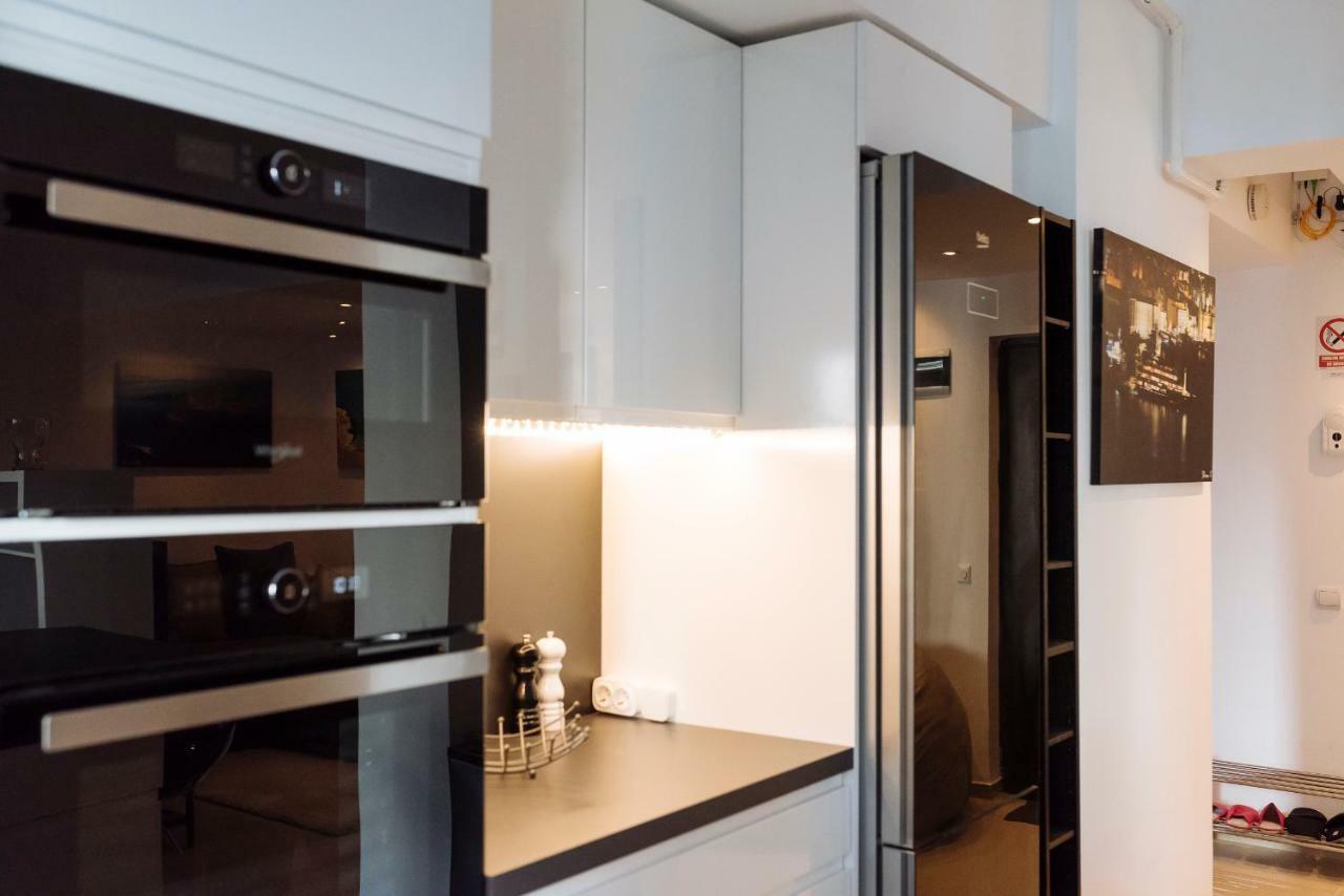 Apartmán Luxury Flat 8 Near Metro Bukurešť Exteriér fotografie