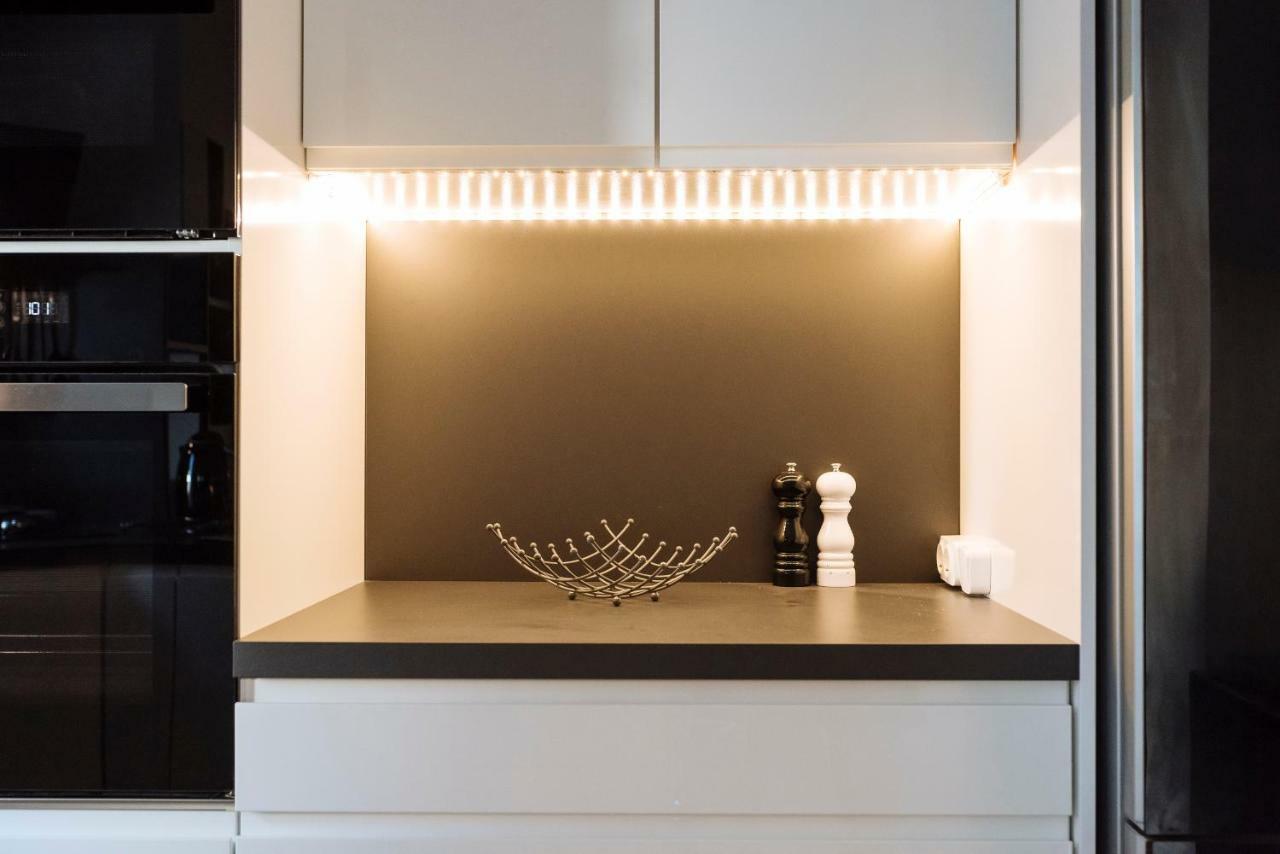 Apartmán Luxury Flat 8 Near Metro Bukurešť Exteriér fotografie